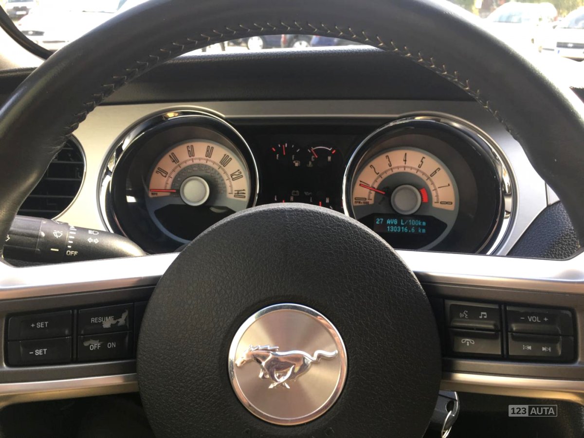 Ford Mustang, 2010 - pohled č. 22