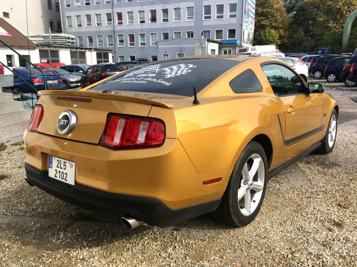 Ford Mustang, 2010 - pohled č. 7