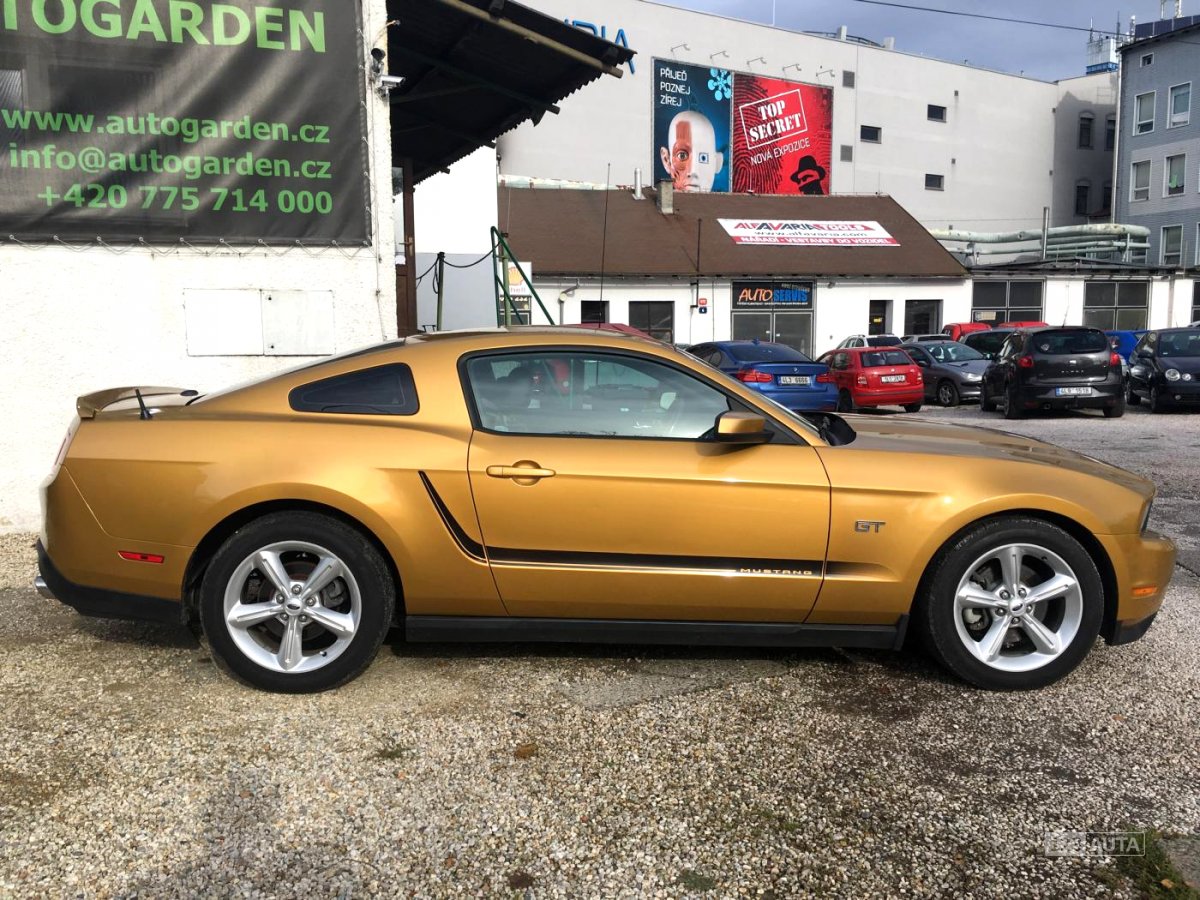 Ford Mustang, 2010 - pohled č. 8