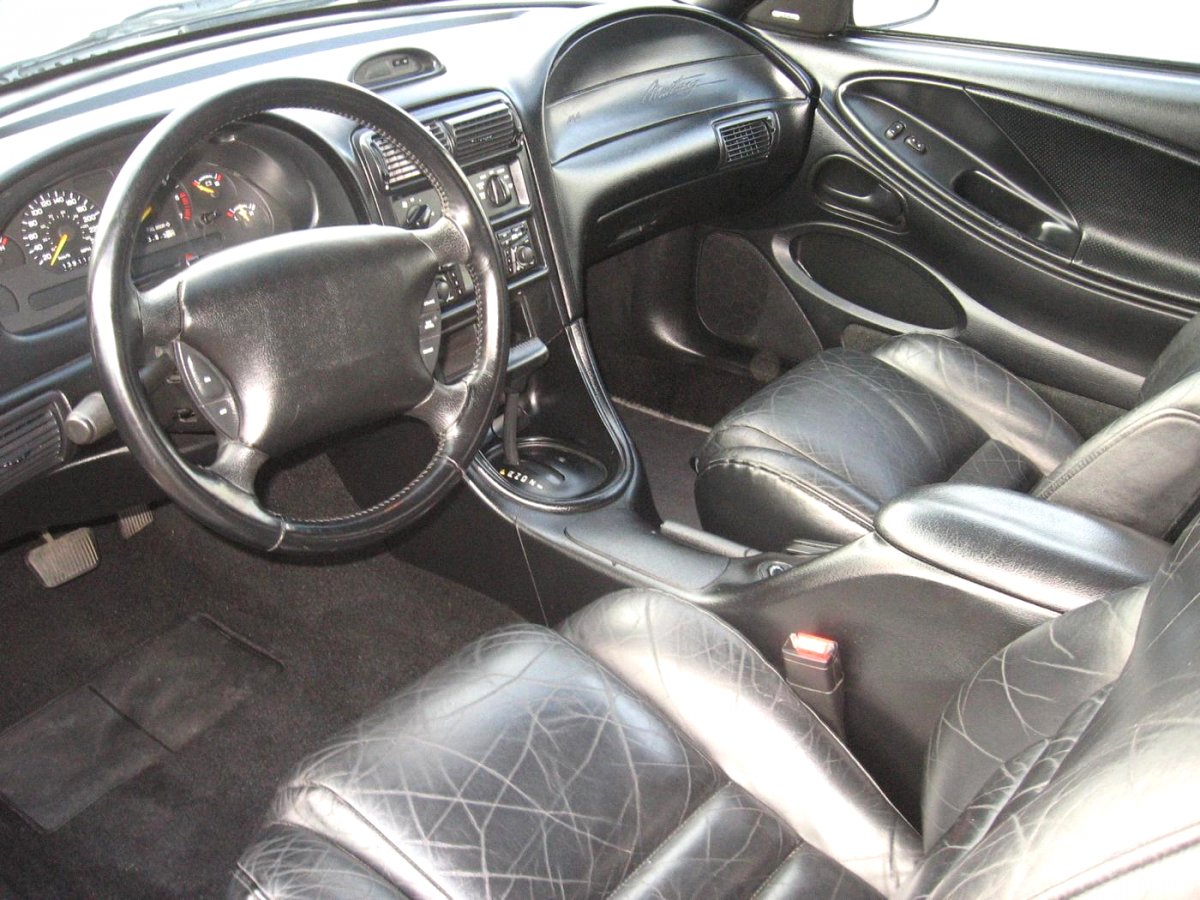 Ford Mustang, 1995 - pohled č. 9