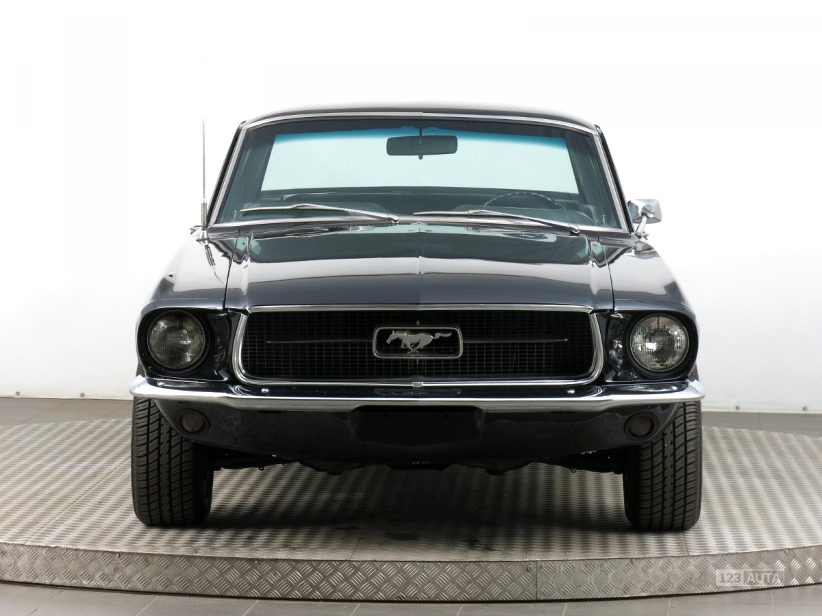 Ford Mustang, 1967 - pohled č. 2