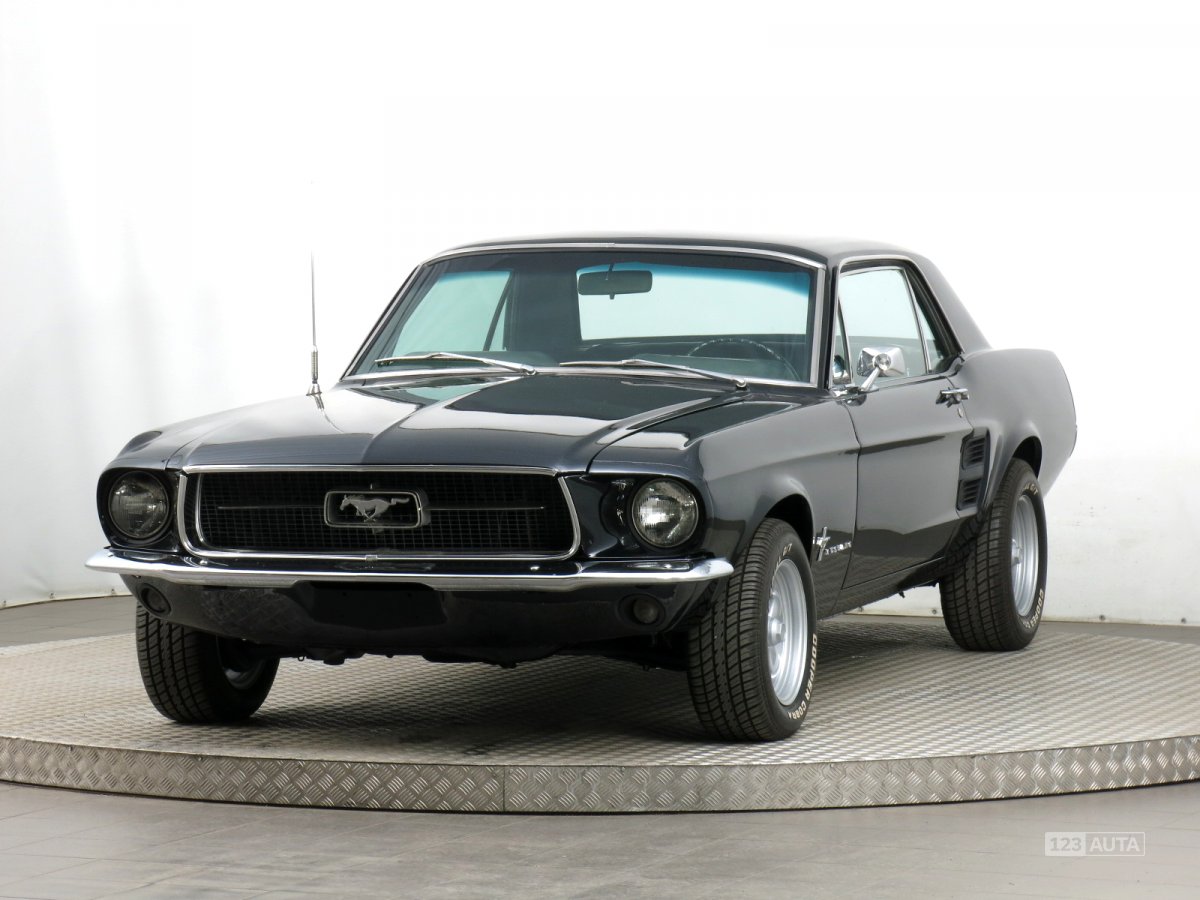 Ford Mustang, 1967 - pohled č. 3