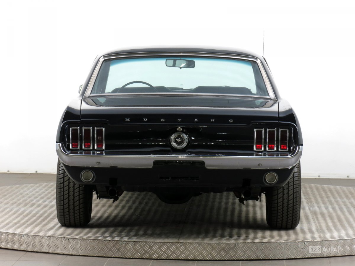 Ford Mustang, 1967 - pohled č. 6
