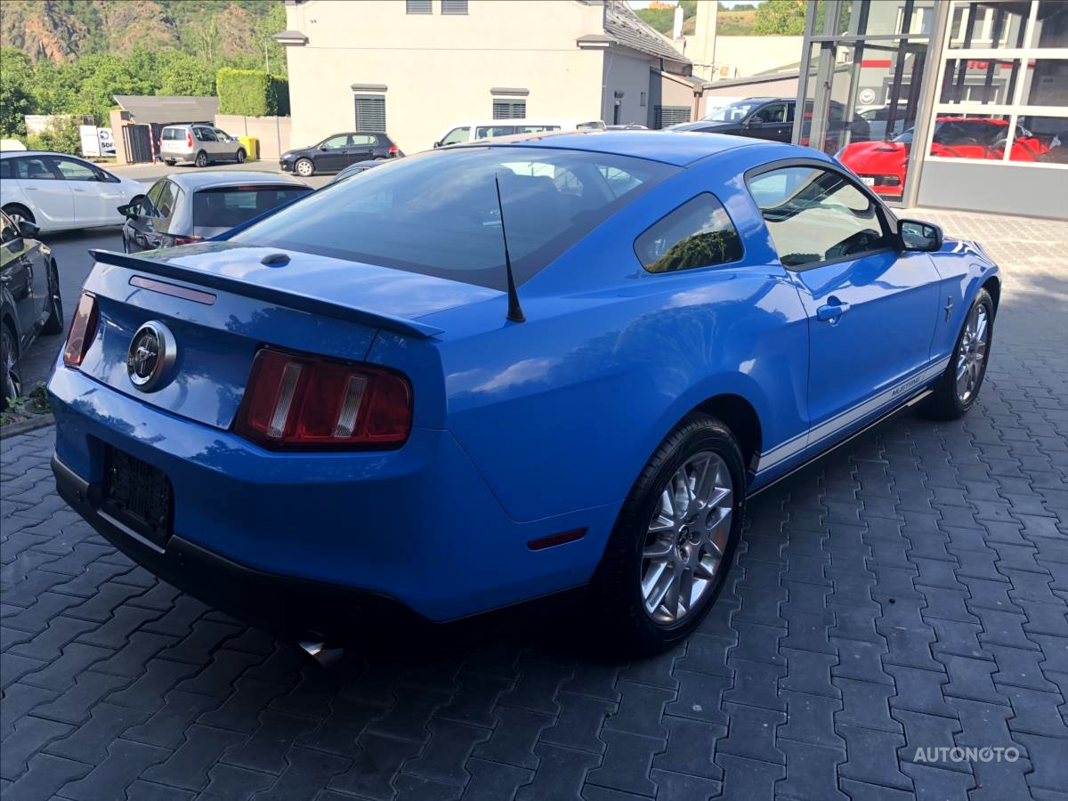 Ford Mustang, 2011 - pohled č. 7