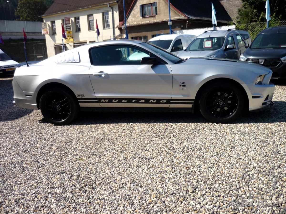 Ford Mustang, 2014 - pohled č. 4