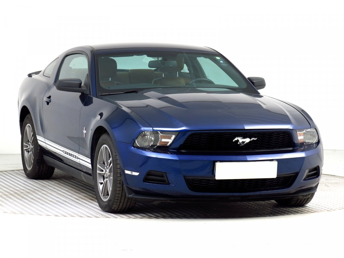 Ford Mustang, 2010 - pohled č. 1