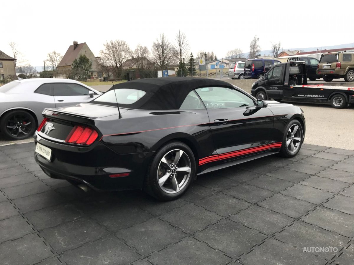 Ford Mustang, 2016 - pohled č. 3