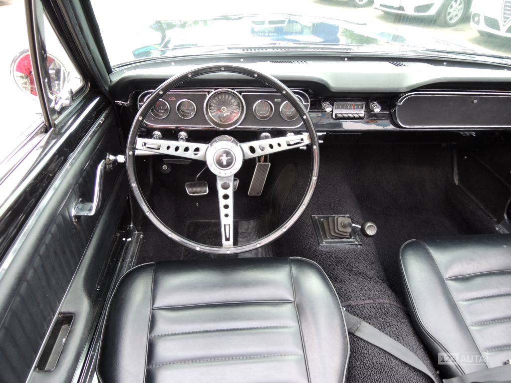 Ford Mustang, 1965 - pohled č. 13