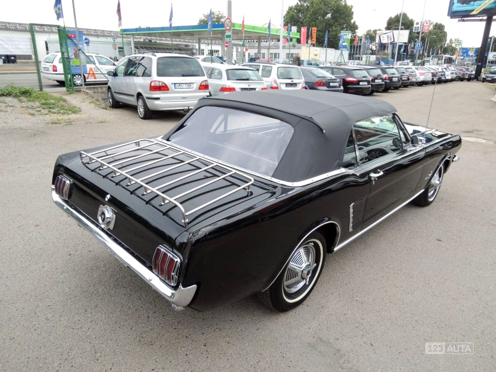 Ford Mustang, 1965 - pohled č. 4