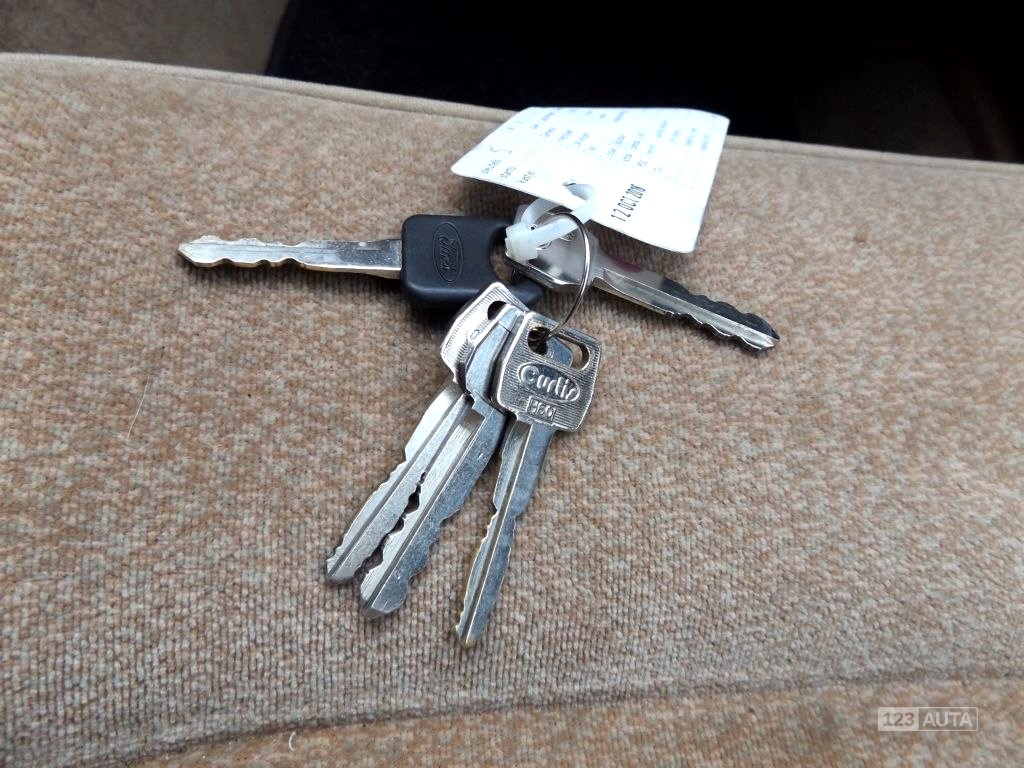 Ford Mustang, 1995 - pohled č. 19