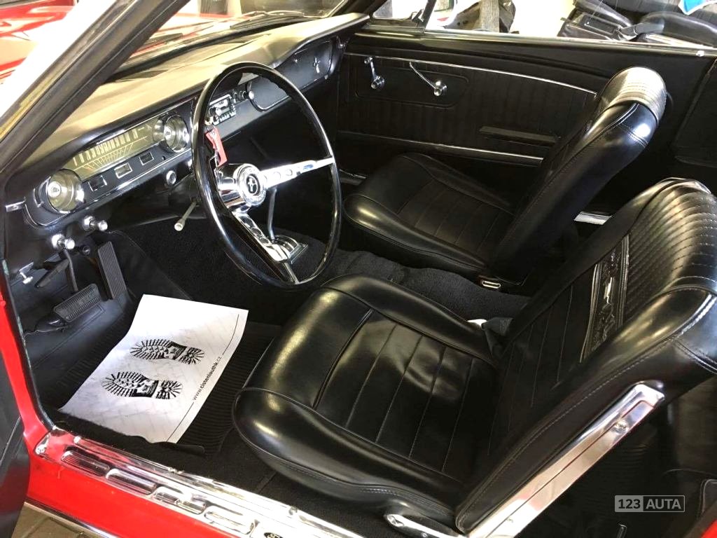 Ford Mustang, 1965 - pohled č. 10