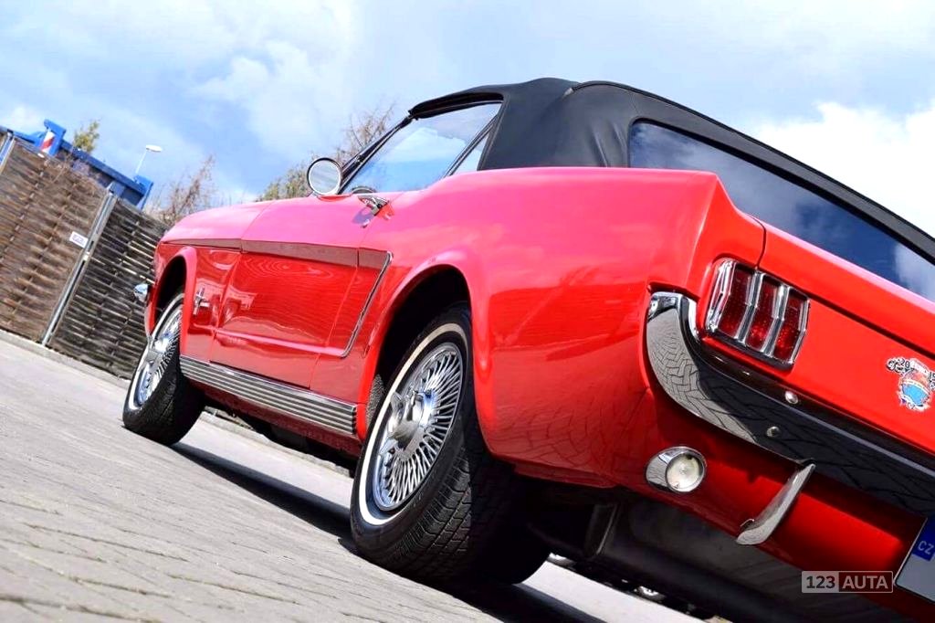 Ford Mustang, 1965 - pohled č. 4