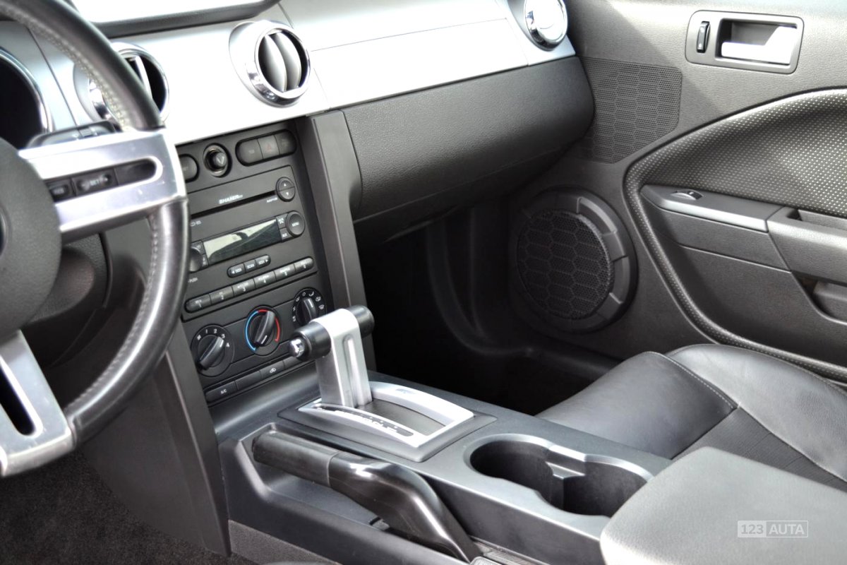 Ford Mustang, 2006 - pohled č. 14