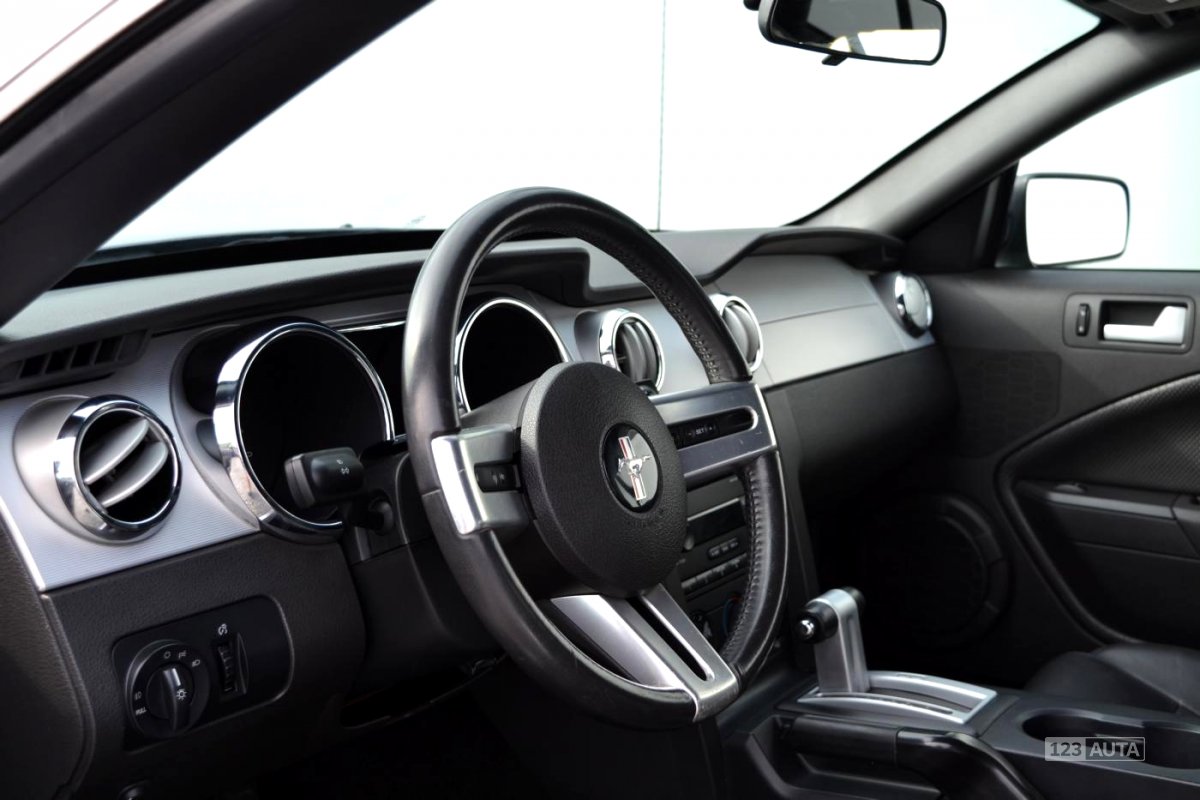 Ford Mustang, 2006 - pohled č. 18