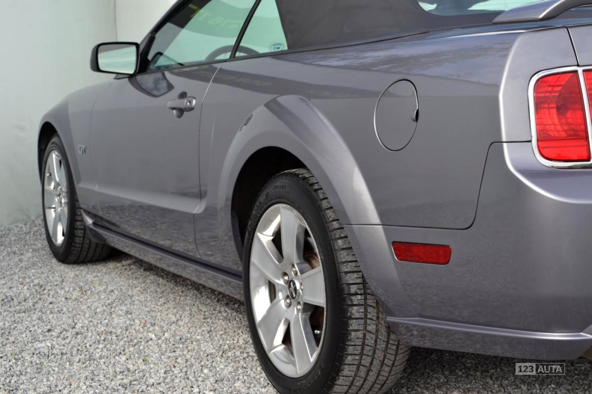 Ford Mustang, 2006 - pohled č. 21