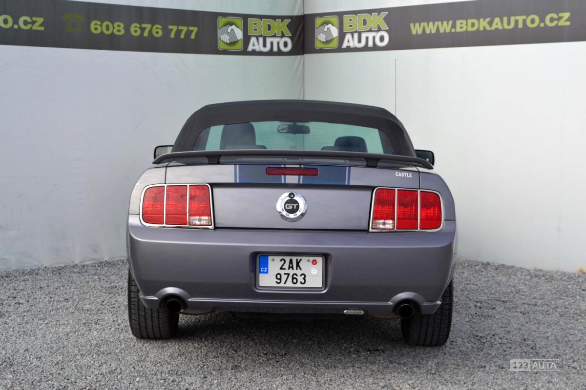 Ford Mustang, 2006 - pohled č. 5
