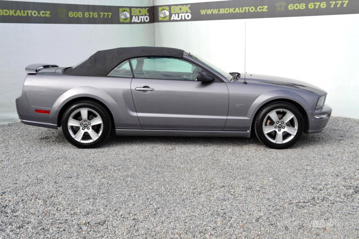 Ford Mustang, 2006 - pohled č. 8