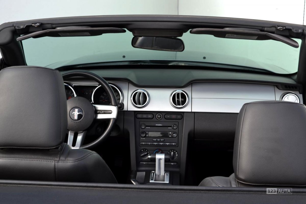 Ford Mustang, 2006 - pohled č. 9