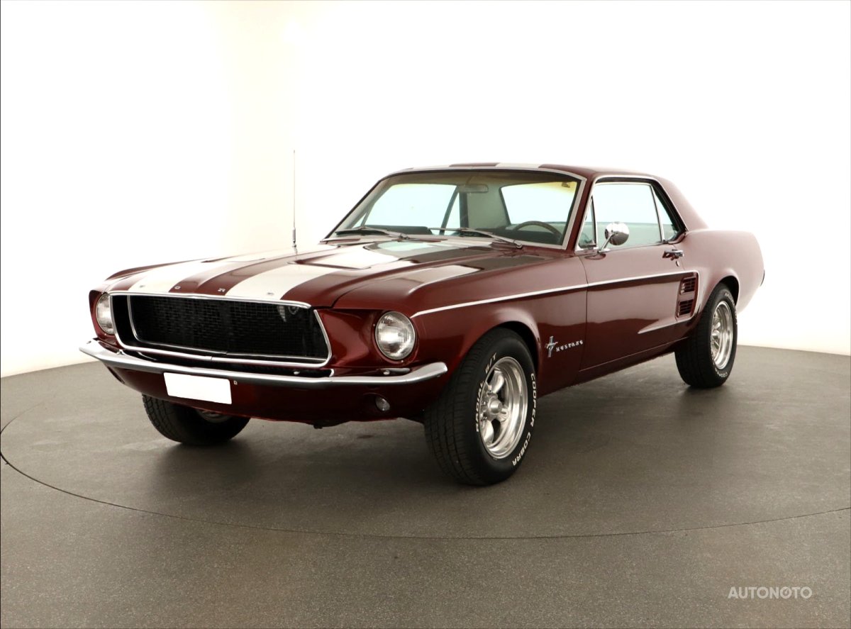 Ford Mustang, 1967 - pohled č. 3