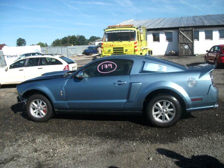 Ford Mustang, 2006 - pohled č. 4