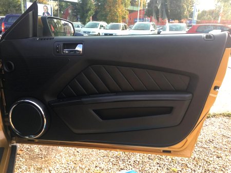 Ford Mustang, 2010 - pohled č. 13