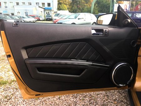 Ford Mustang, 2010 - pohled č. 9