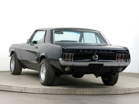 Ford Mustang, 1967 - pohled č. 5