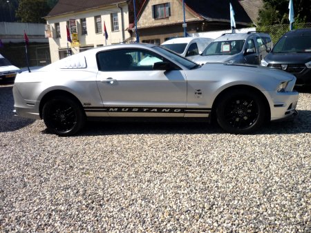 Ford Mustang, 2014 - pohled č. 4