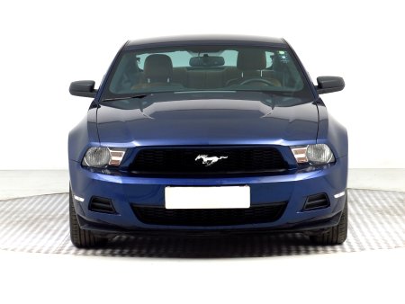 Ford Mustang, 2010 - pohled č. 2