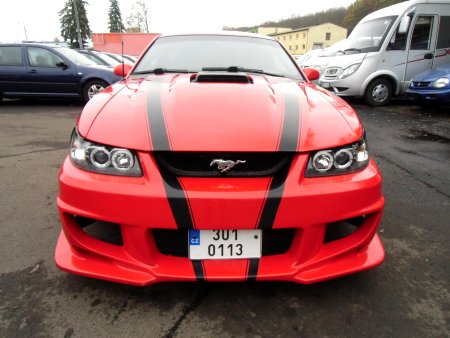 Ford Mustang, 2004 - pohled č. 2