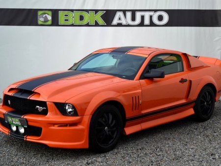 Ford Mustang, 2005 - pohled č. 3
