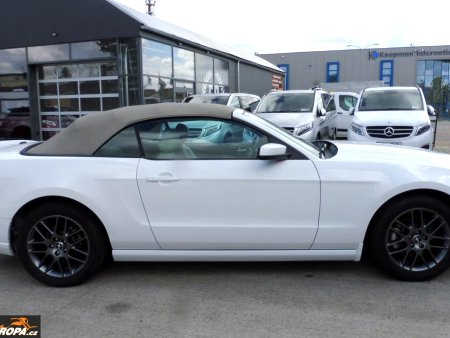 Ford Mustang, 2014 - pohled č. 2