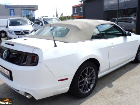 Ford Mustang, 2014 - pohled č. 3