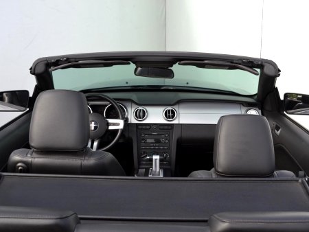 Ford Mustang, 2006 - pohled č. 10