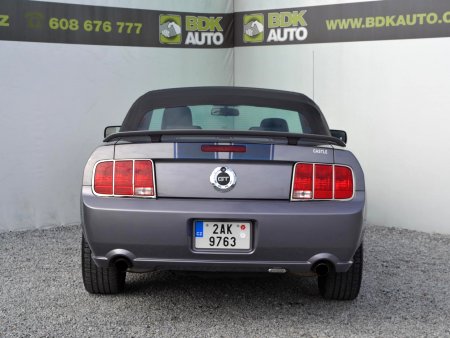 Ford Mustang, 2006 - pohled č. 5