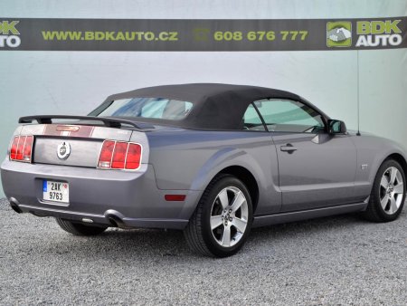 Ford Mustang, 2006 - pohled č. 6