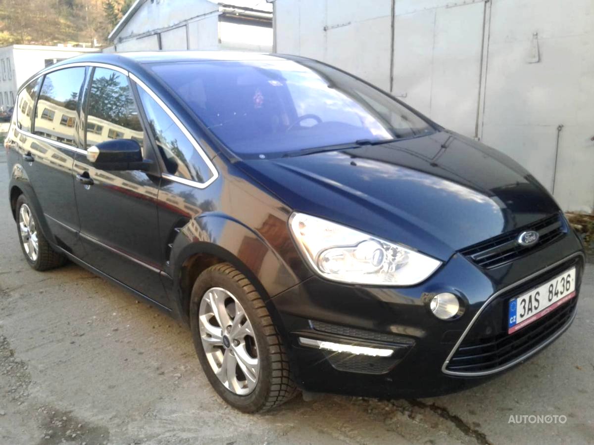 Ford S-MAX, 2011 - pohled č. 3