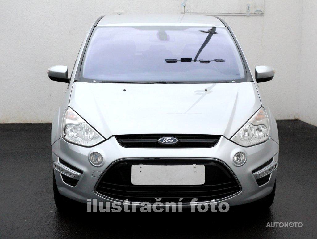 Ford S-MAX, 2013 - pohled č. 2