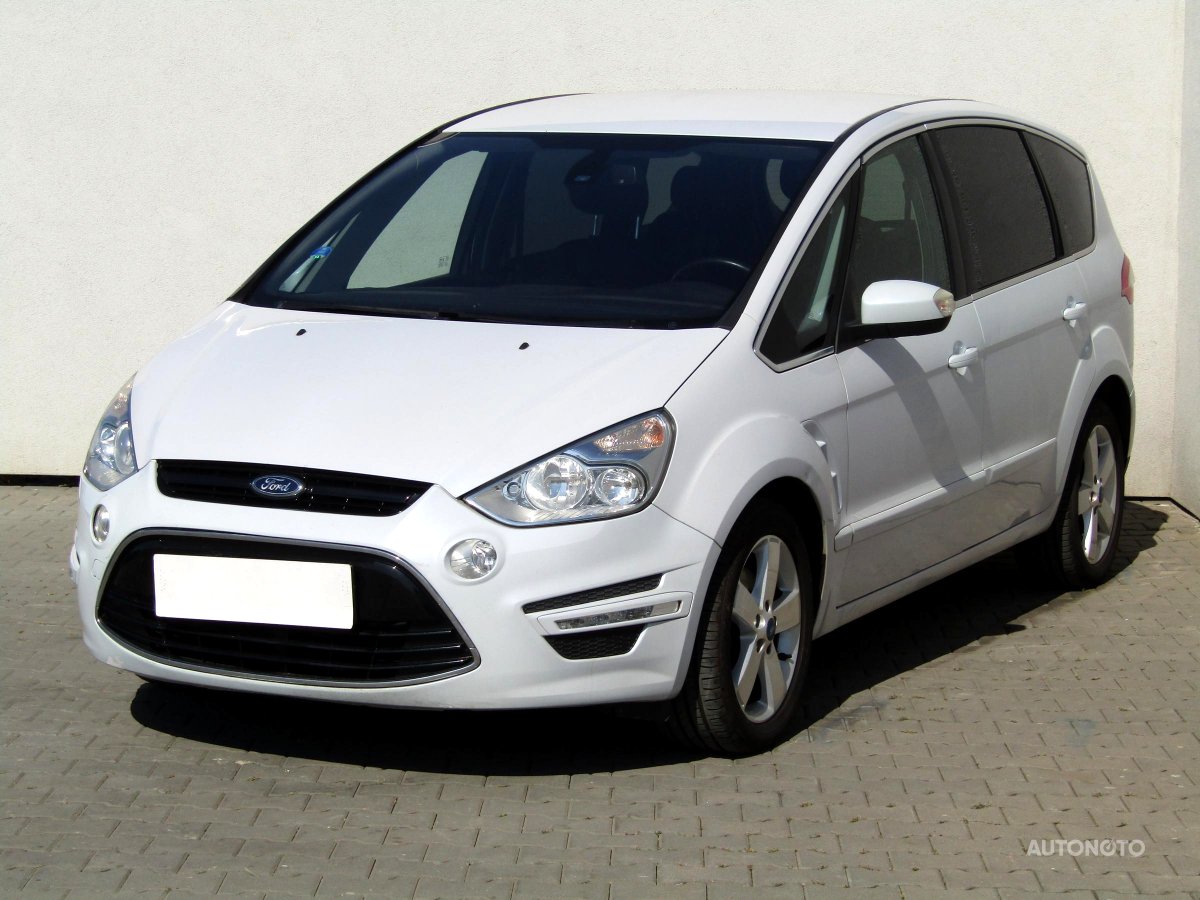 Ford S-MAX, 2011 - pohled č. 3