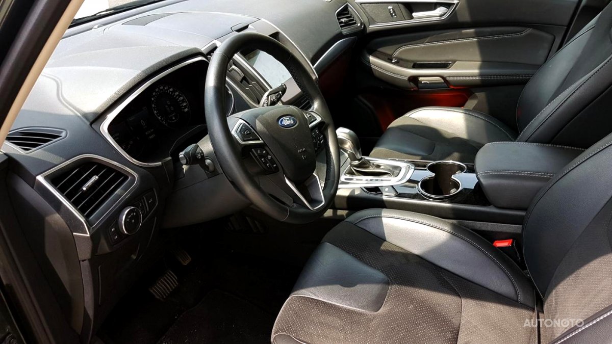 Ford S-MAX, 2016 - pohled č. 3