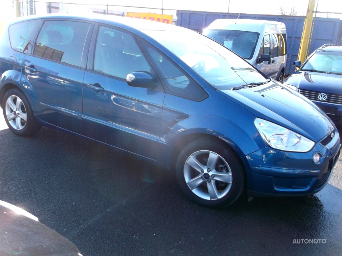 Ford S-MAX, 2007 - pohled č. 2