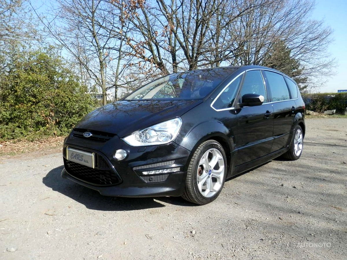 Ford S-MAX, 2011 - celkový pohled