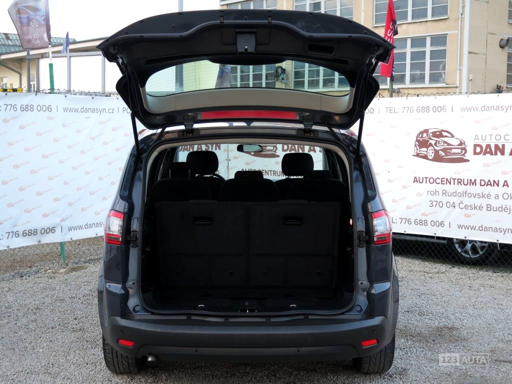 Ford S-MAX, 2011 - pohled č. 14