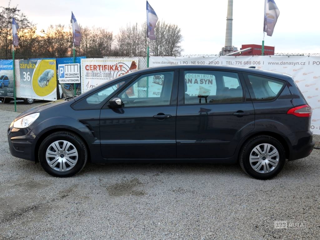 Ford S-MAX, 2011 - pohled č. 5