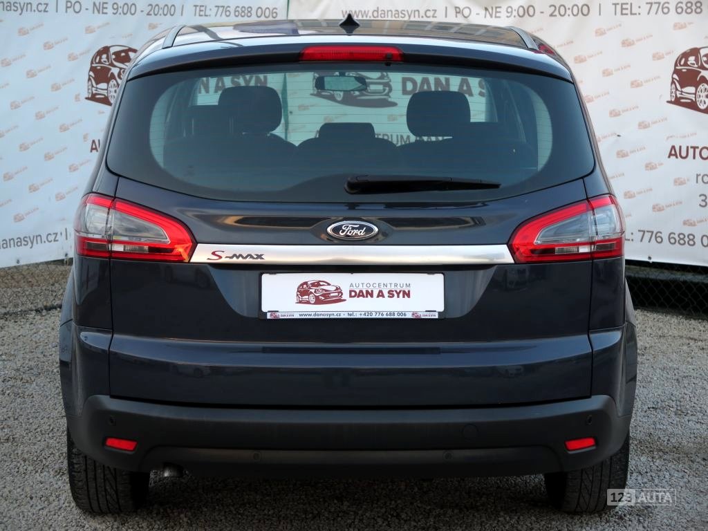 Ford S-MAX, 2011 - pohled č. 8