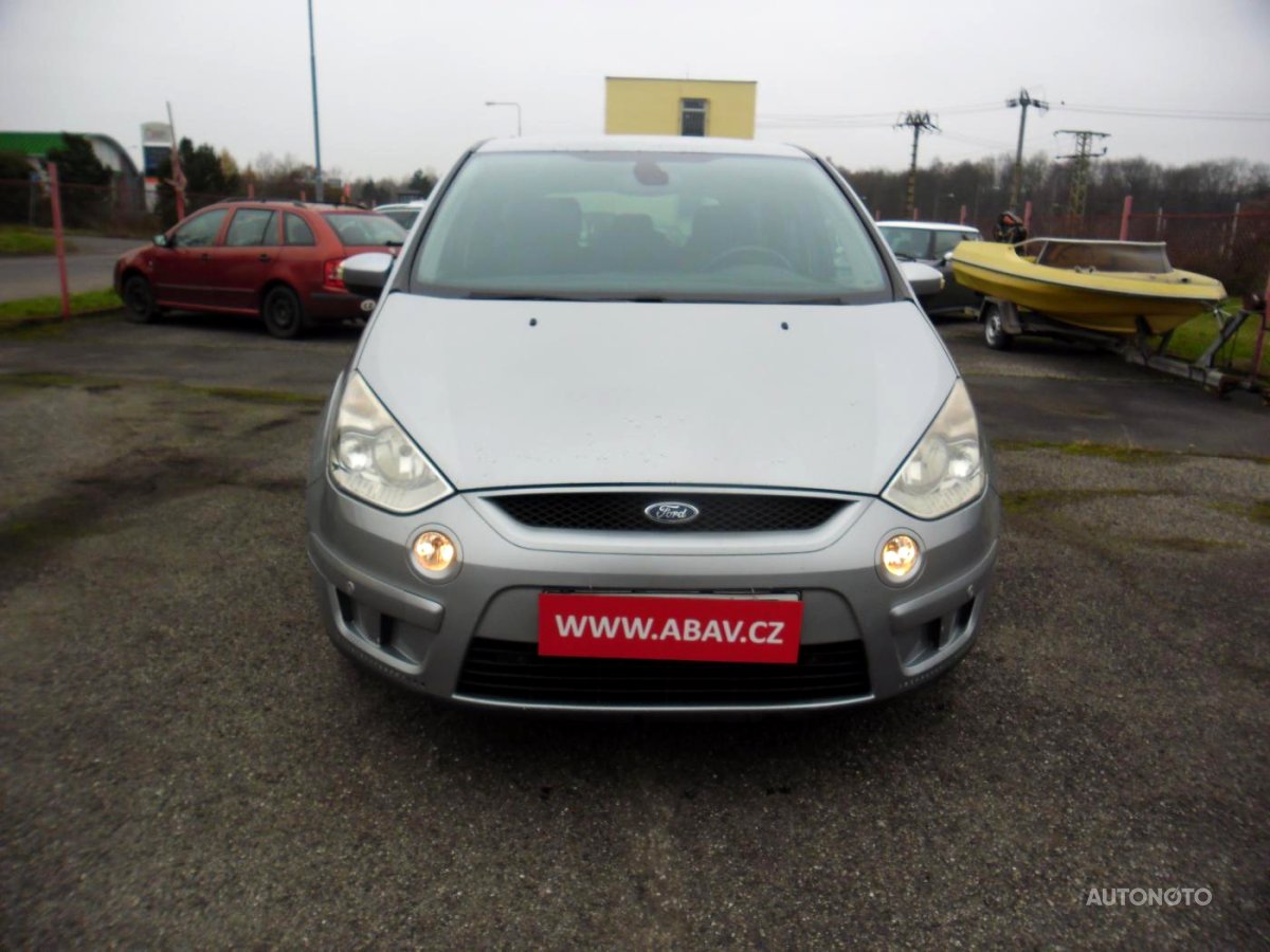 Ford S-MAX, 2006 - pohled č. 2