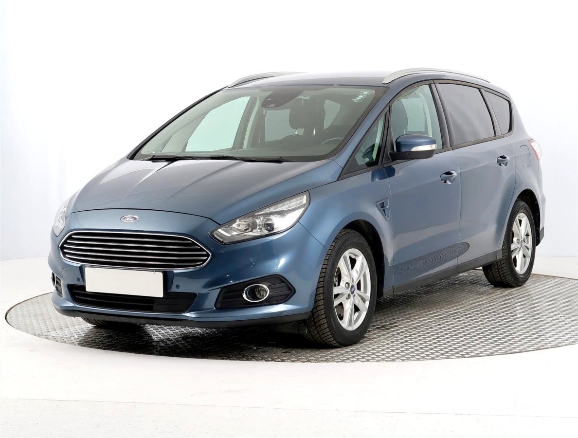 Ford S-MAX, 2018 - pohled č. 3