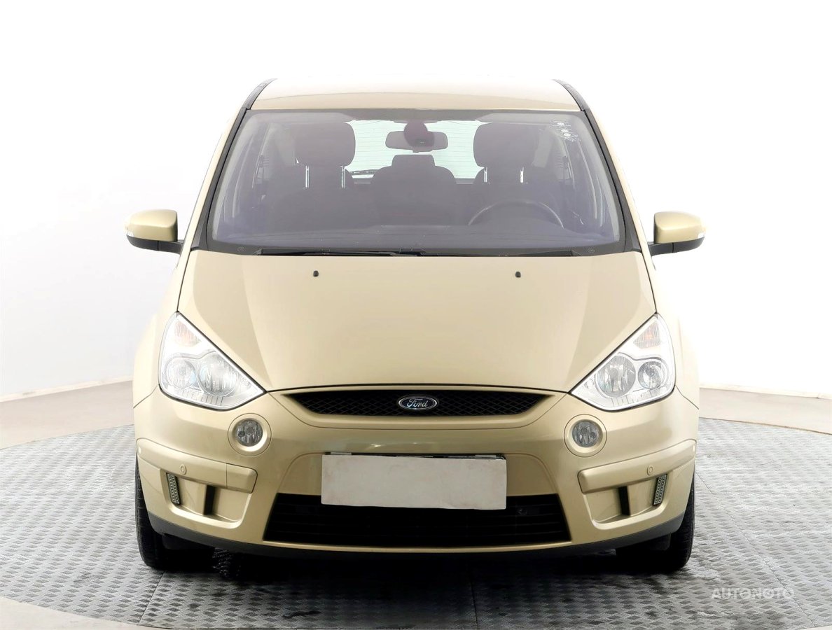 Ford S-MAX, 2007 - pohled č. 2