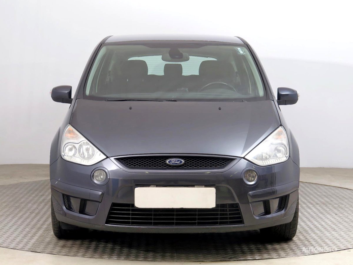 Ford S-MAX, 2007 - pohled č. 2