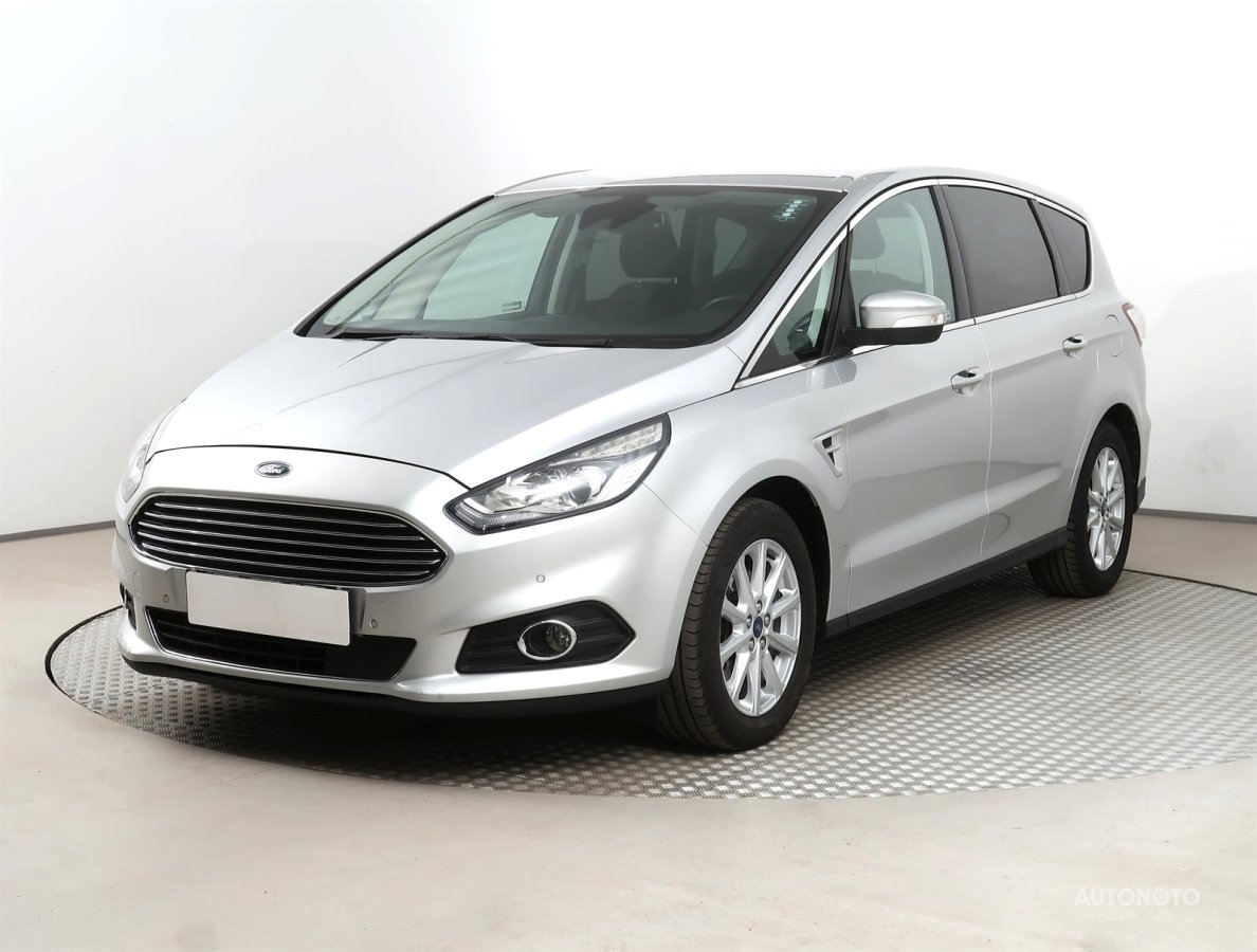 Ford S-MAX, 2016 - pohled č. 3
